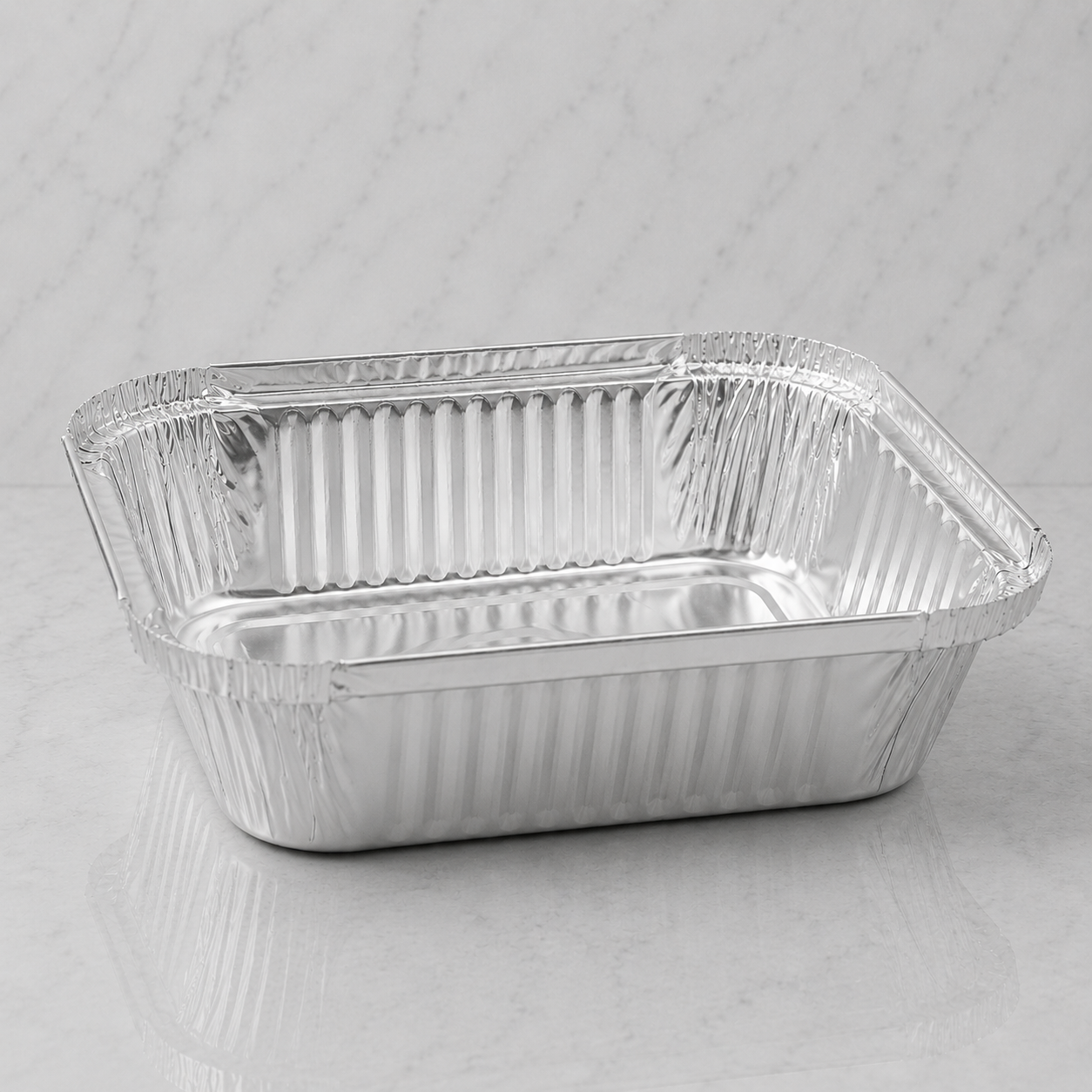 1.5 lb heavy-duty disposable aluminum foil pan for catering, baking, takeout, and food service use