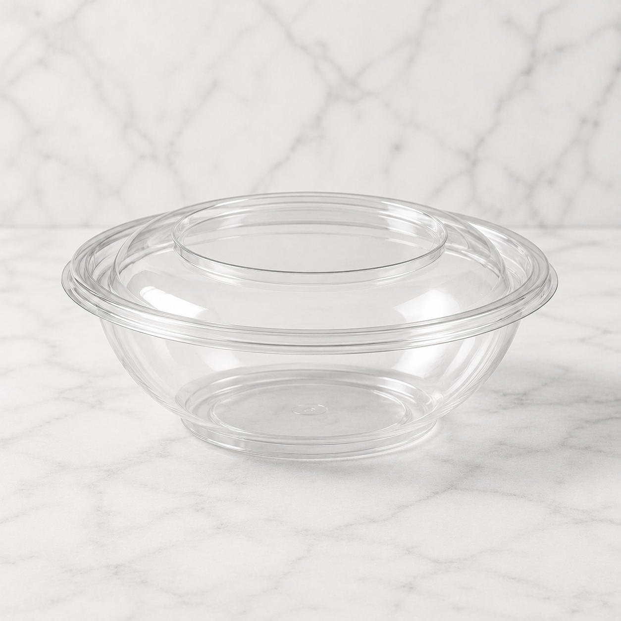 Clear Plastic Bowls with Lids 18 oz (150 Ct)